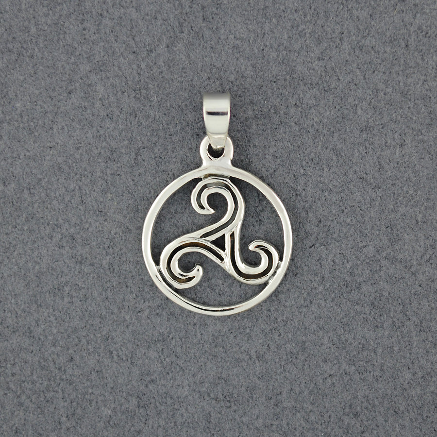 Sterling Silver Antiqued Triskele In Circle Pendant