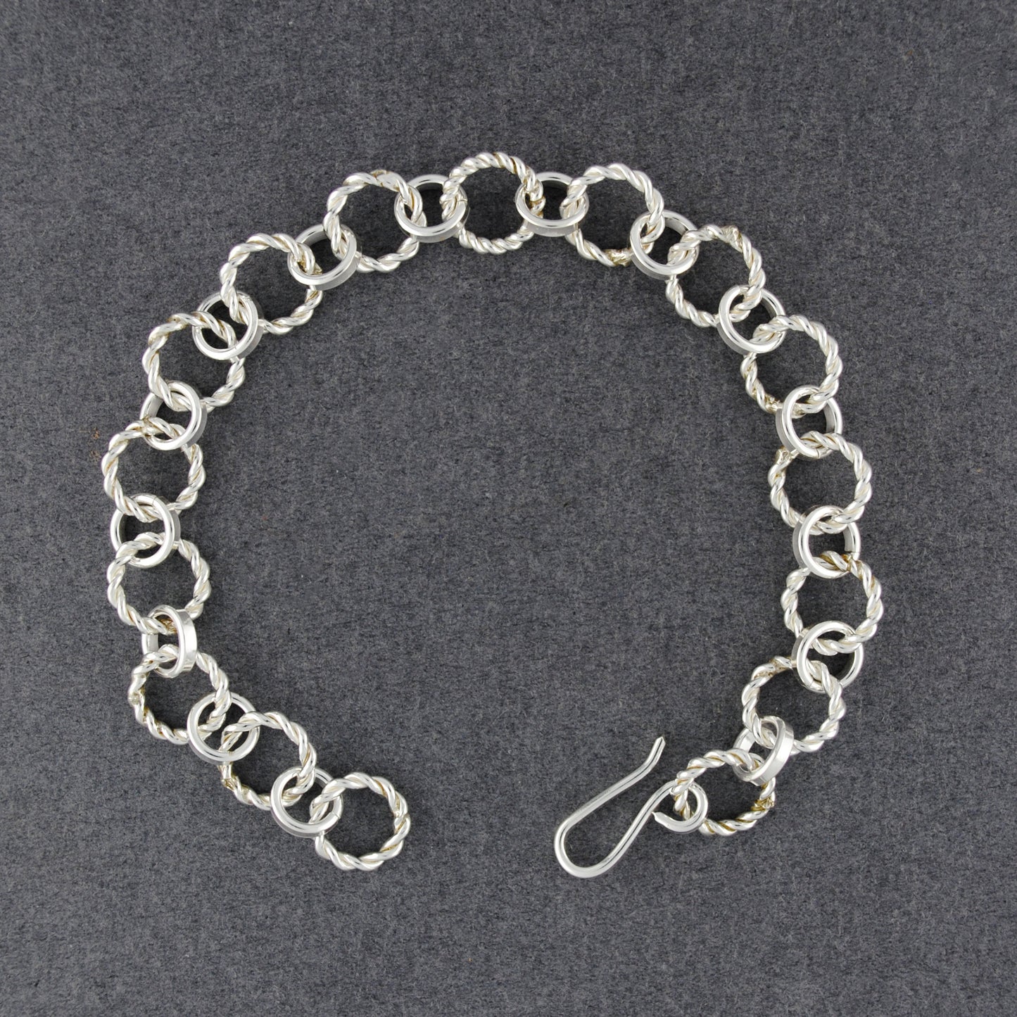 Sterling Silver Twisted Circles Link Bracelet