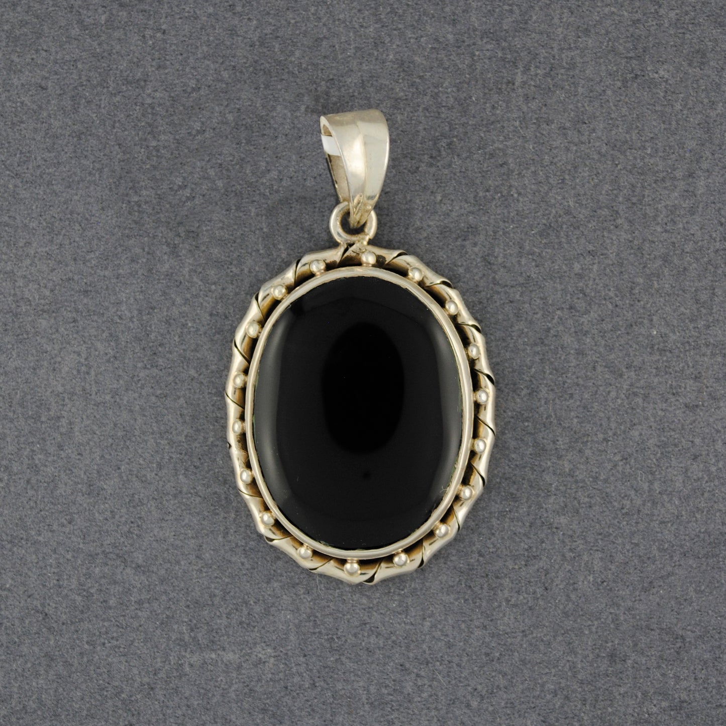 Sterling Silver Black Onyx Detailed Oval Pendant