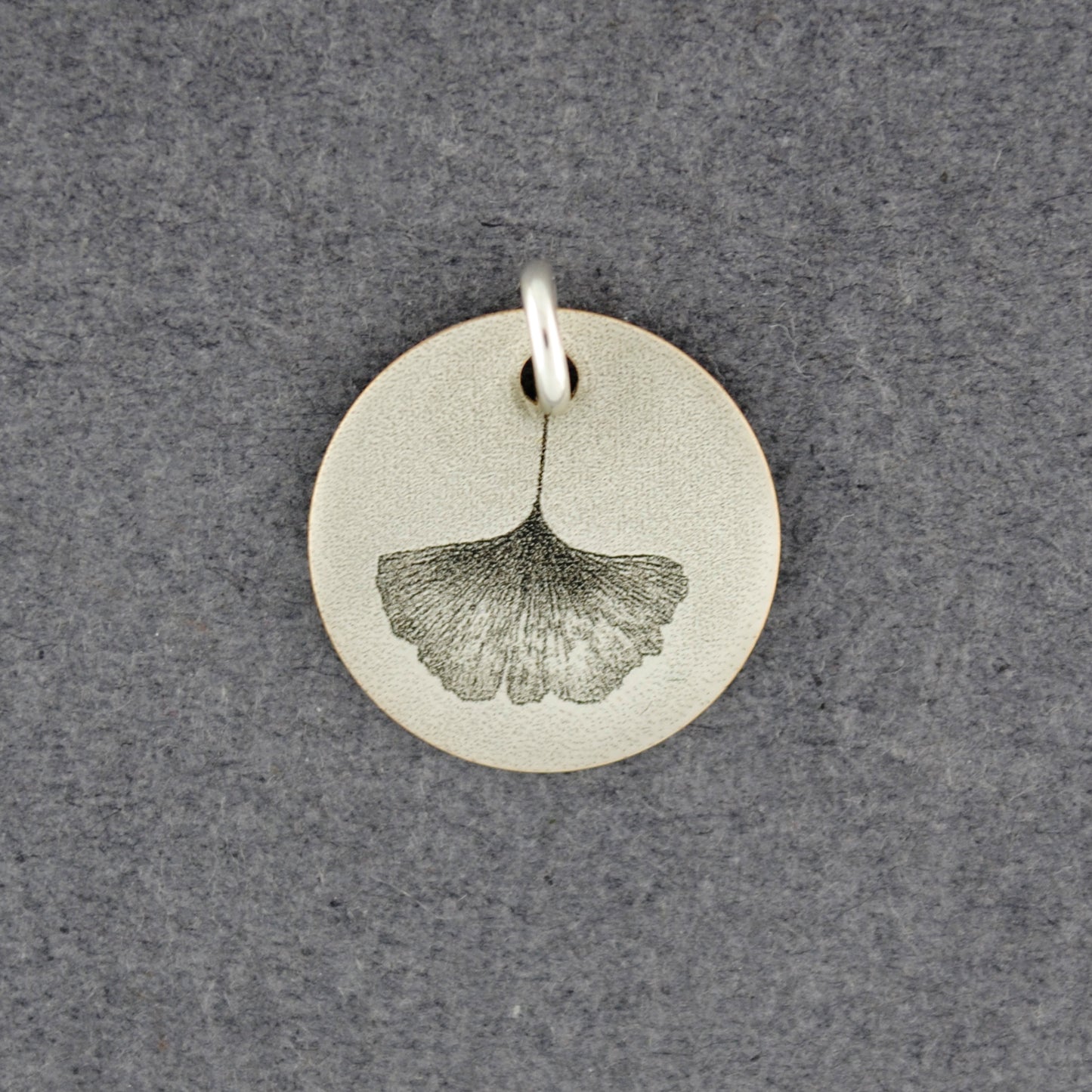 Sterling Silver Ginkgo Flat Picture Pendant