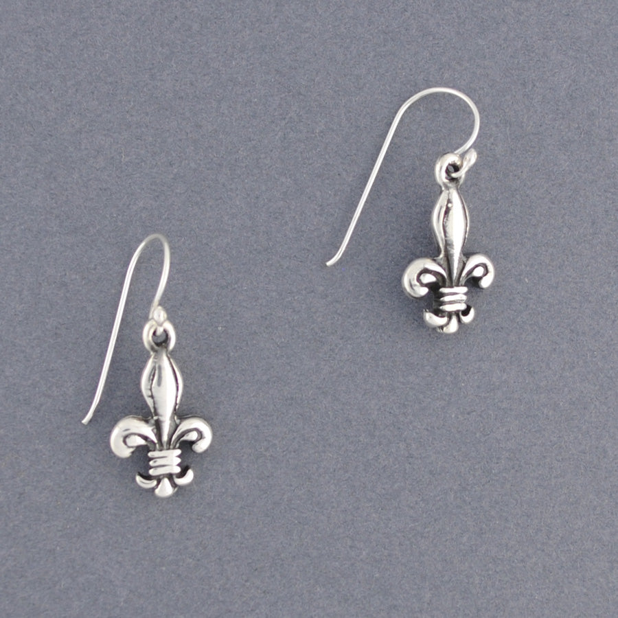 Sterling Silver Antique Fleur-de-lis Earring