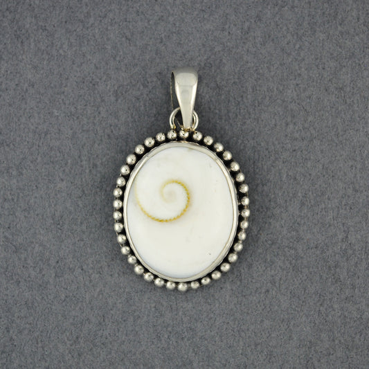 Shiva's Eye Dotted Oval Pendant