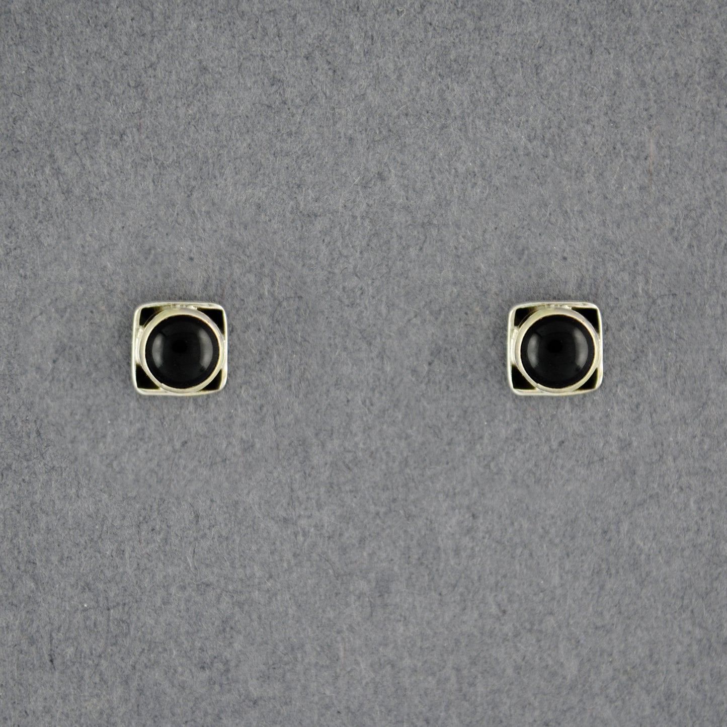 Sterling Silver Onyx in Square Stud Earrings