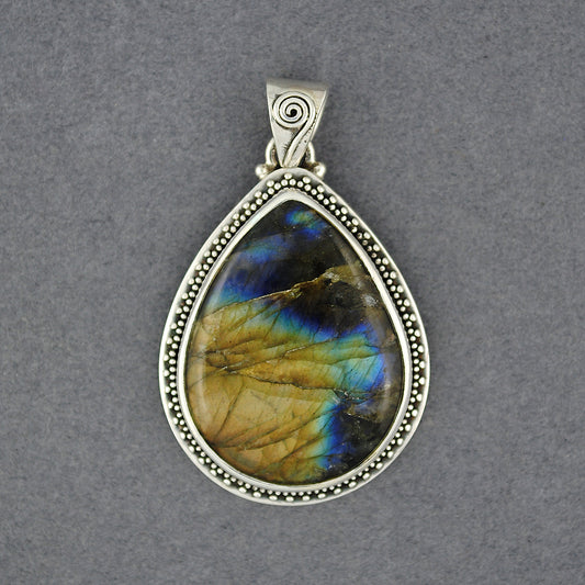 Sterling Silver Labradorite Wide Teardrop Pendant