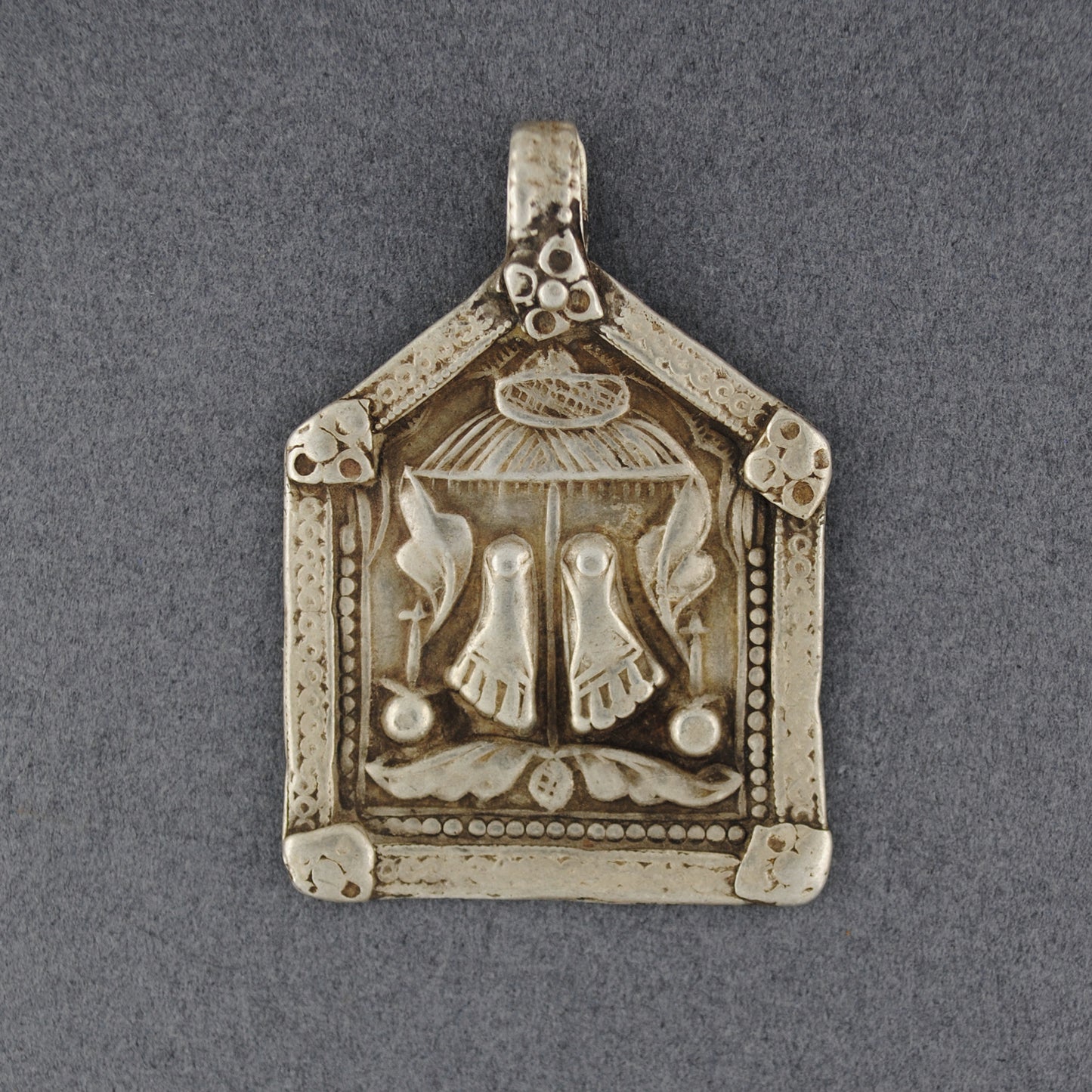 Vishnupada Large Pentagon Patri Amulet
