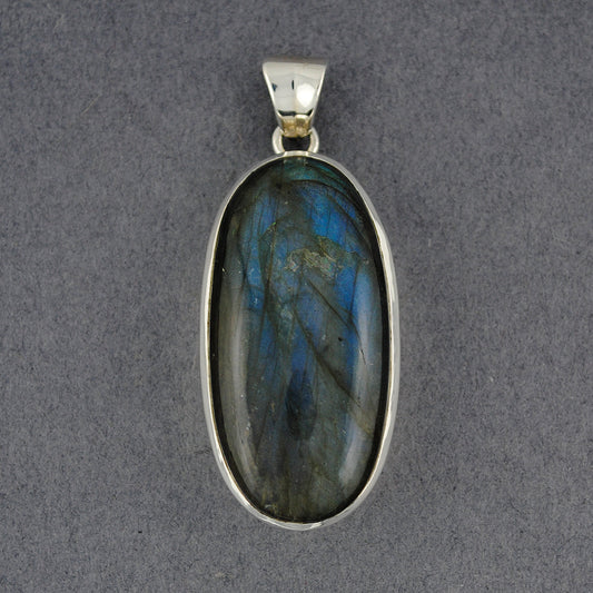 Sterling Silver Labradorite Long Oval Pandant
