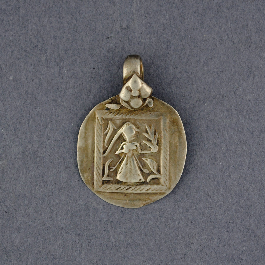 Hoi Mata Circle Patri Amulet