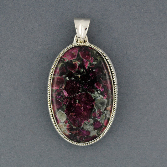 Sterling Silver Eudyalite Detailed Oval Pendant