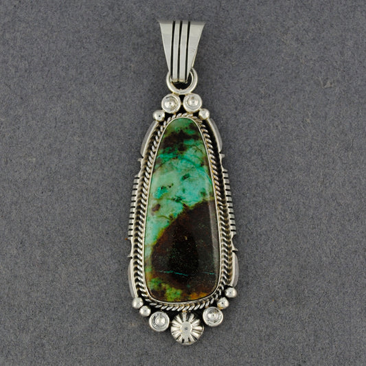Sterling Silver Detailed Turquoise Pendant