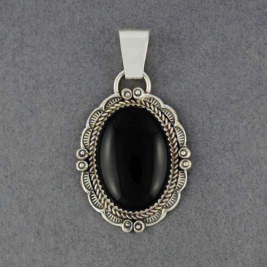 Sterling Silver Onyx Detailed Oval Pendant