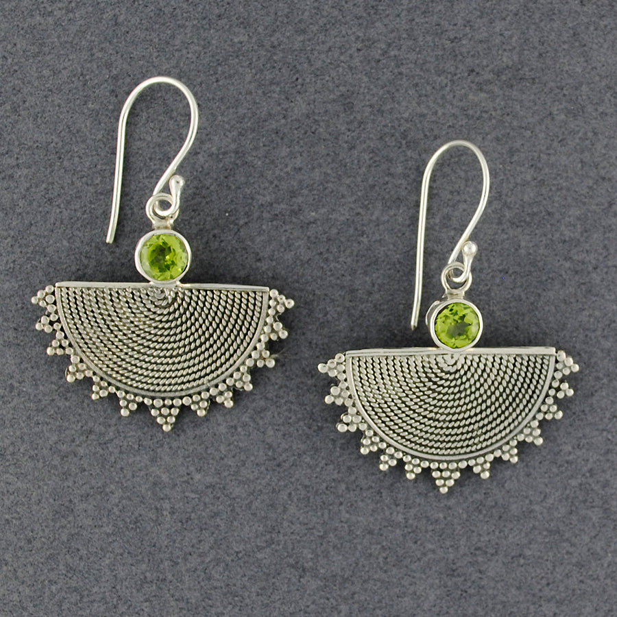 Peridot Detailed Fan Earrings