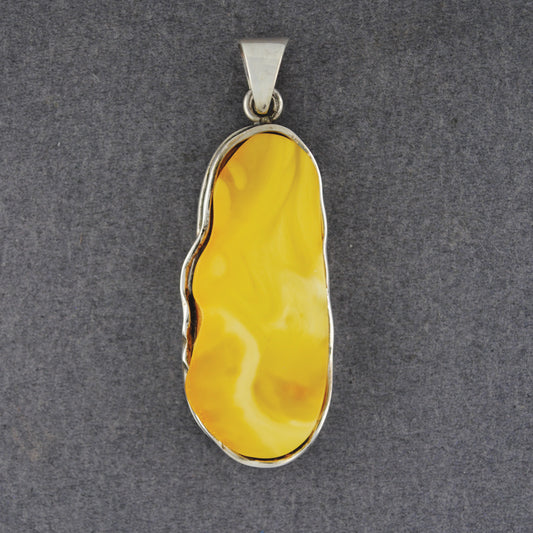 Butterscotch Amber Wavy Oval Pendant