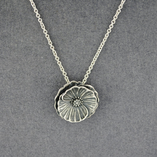 Poppy Necklace
