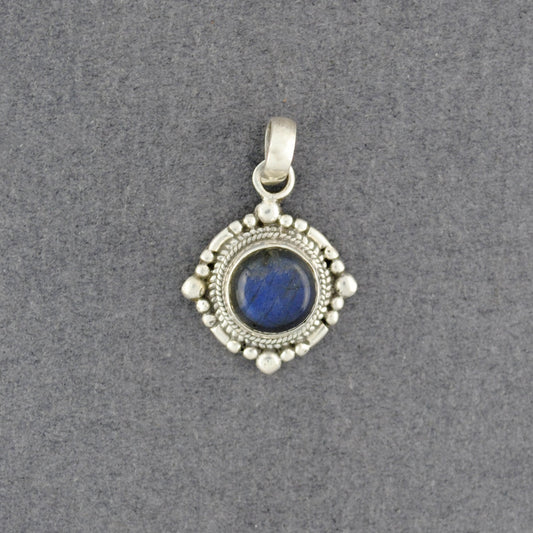 Sterling Silver Nepali Round Labradorite Pendant