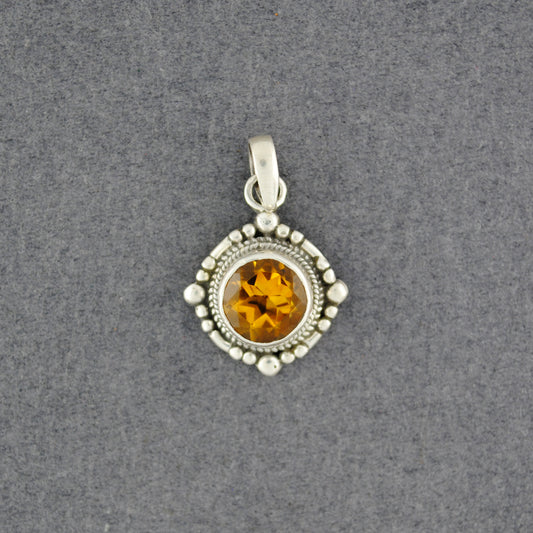 Sterling Silver Detailed Citrine Pendant