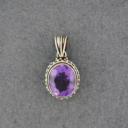 Sterling Silver Dotted Amethyst Oval Pendant
