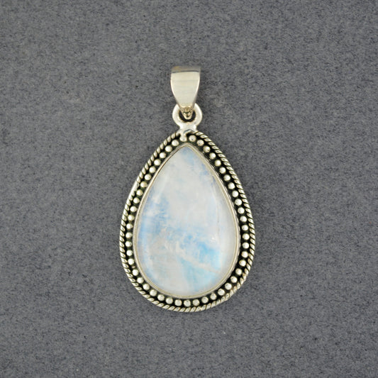 Sterling Silver Rainbow Moonstone Detailed Teardrop Pendant