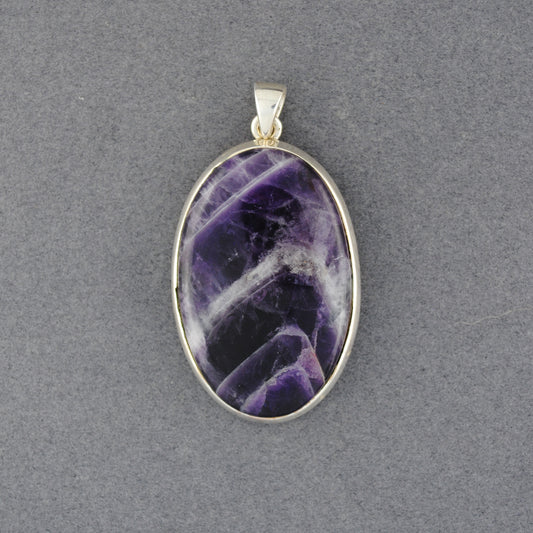 Sterling Silver Chevron Amethyst Oval Pendant