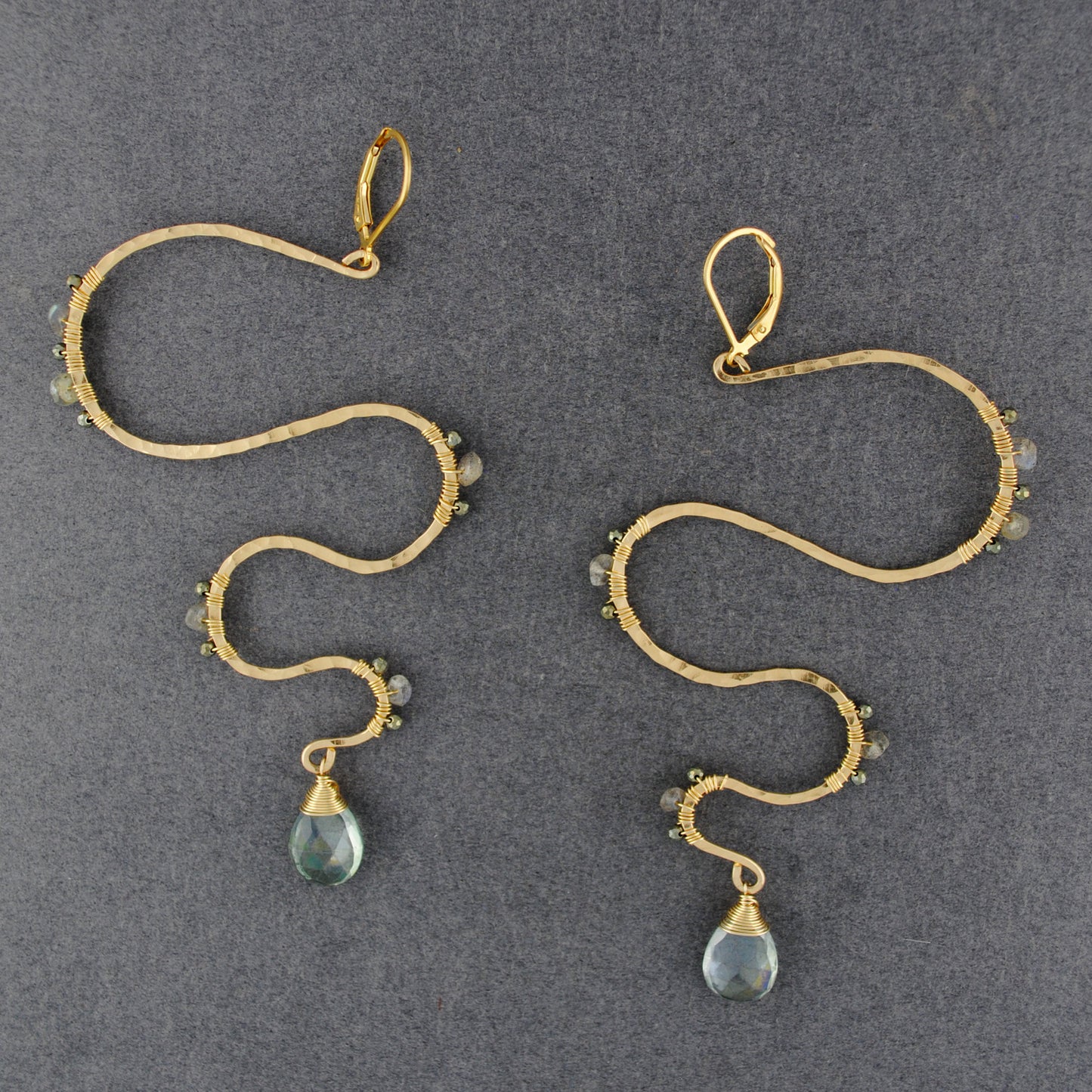 14KGF Hammered Snake with Stones Earrings
