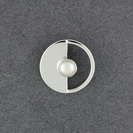 Eclipse Pearl Pendant