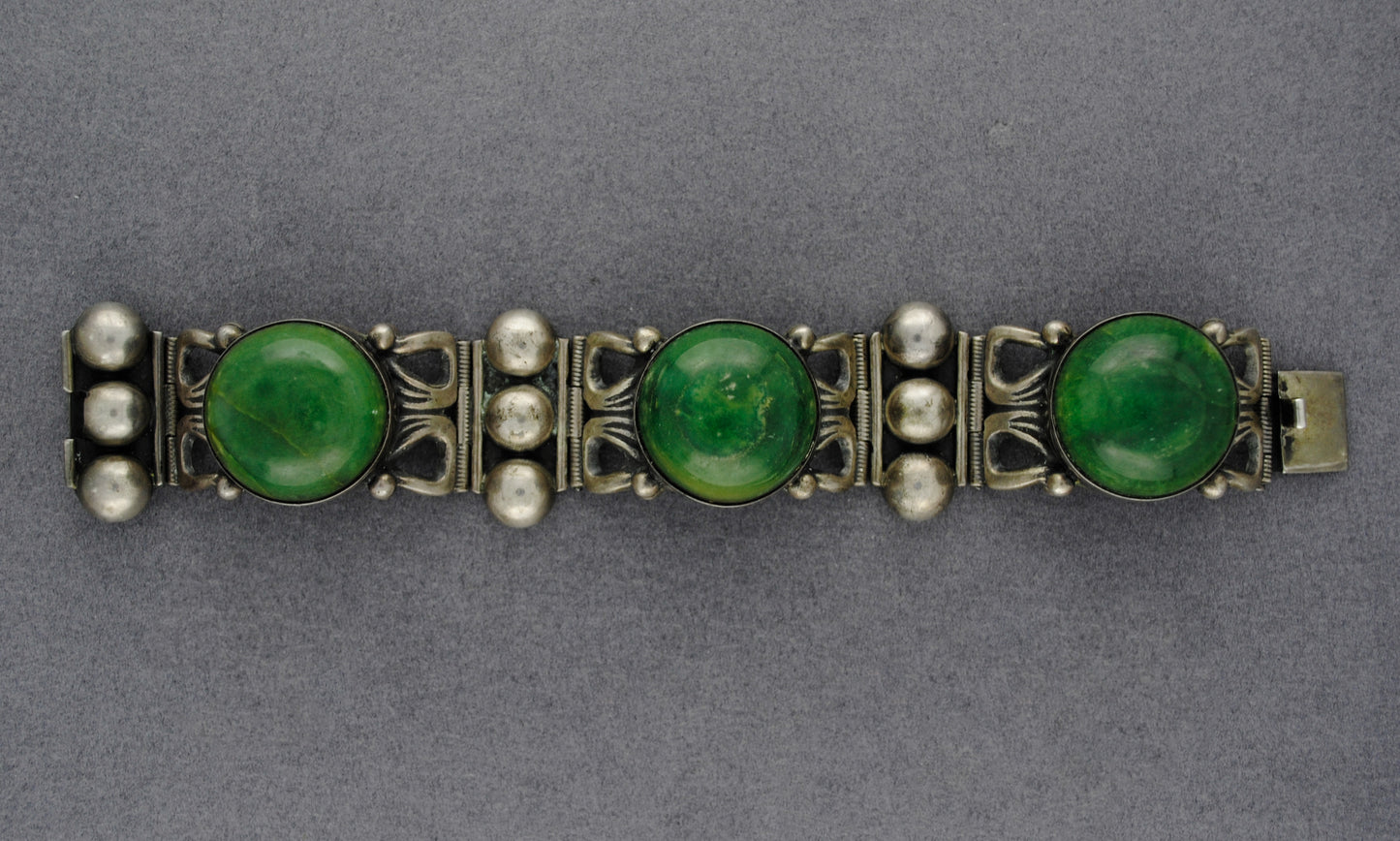 1940's Green Calcite Bracelet