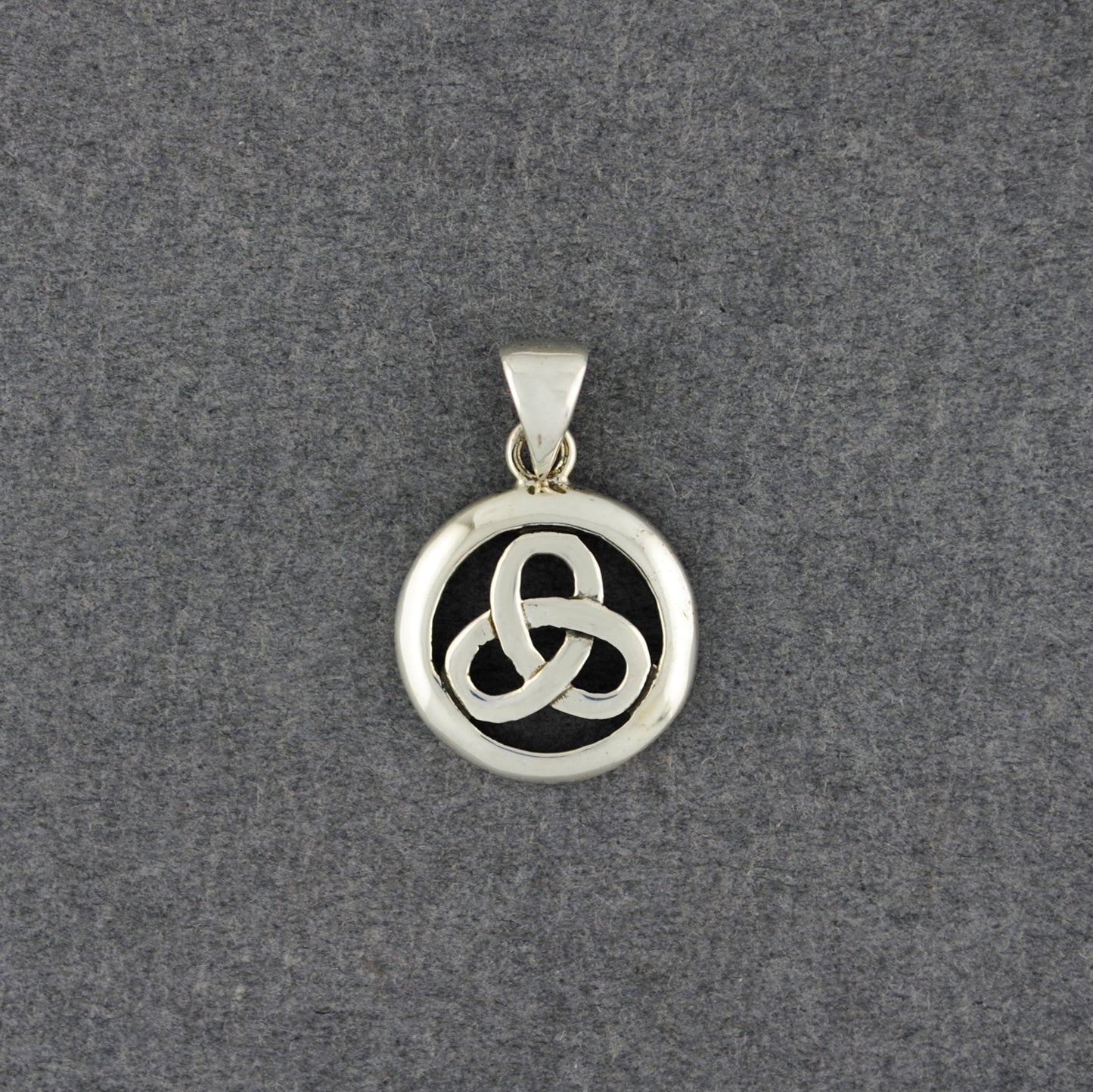 Sterling Silver Trinity Knot in Circle Pendant