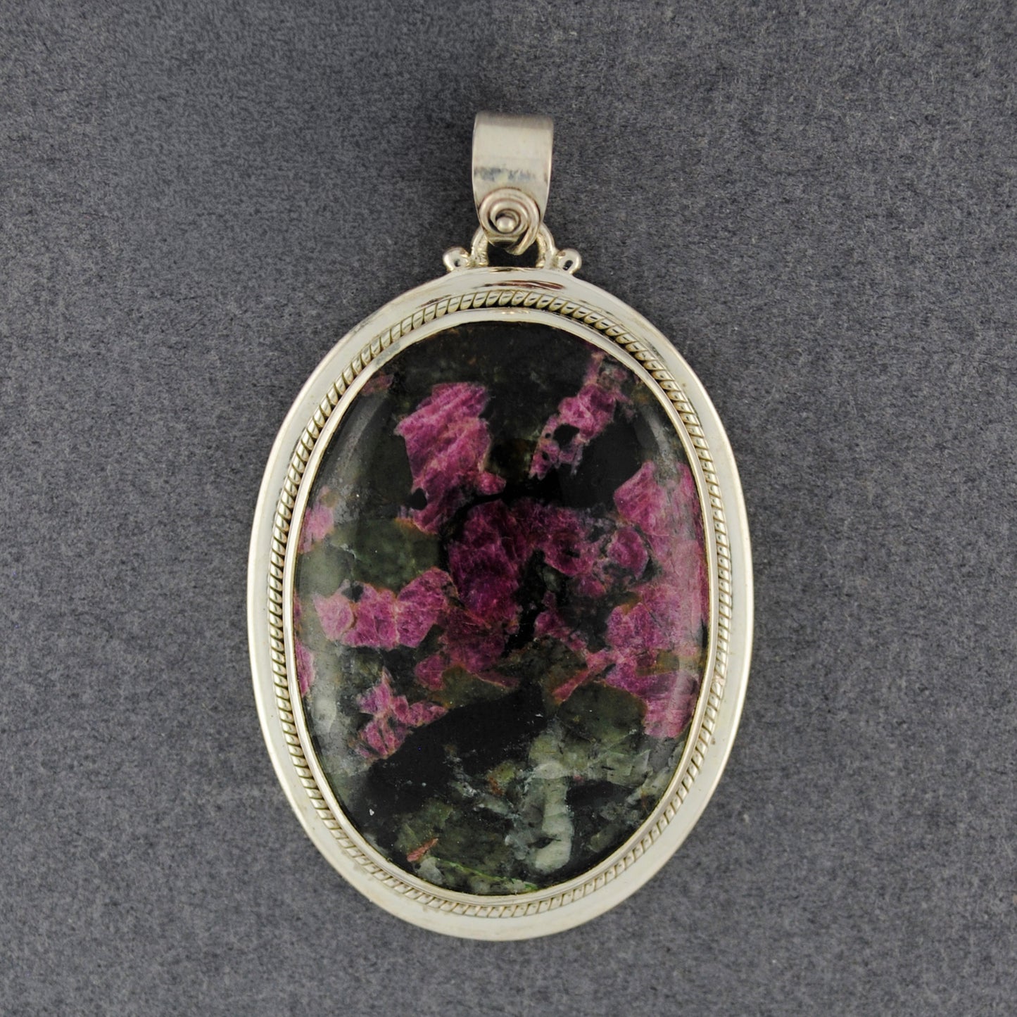 Sterling Silver Eudyalite Twist Bezel Oval Pendant