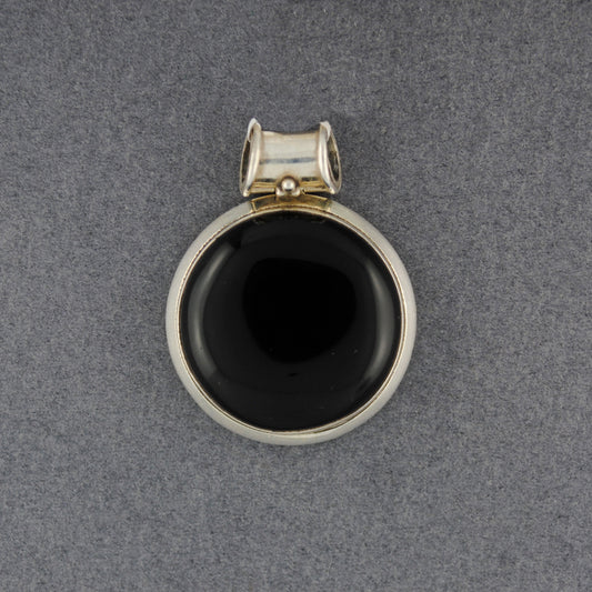 Sterling Silver Black Onyx Small Circle Pendant