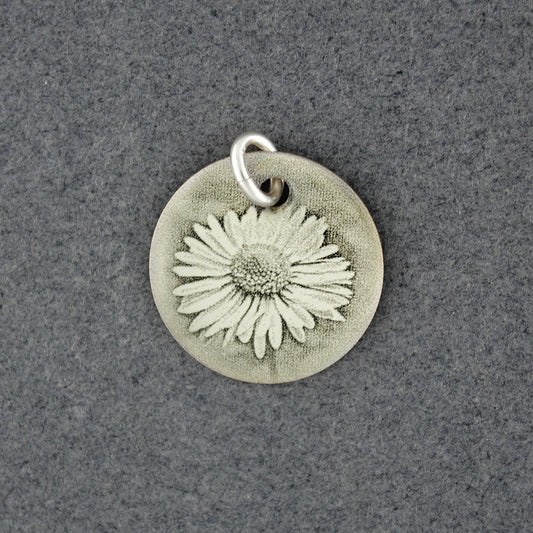 Sterling Silver Daisy Flat Picture Pendant