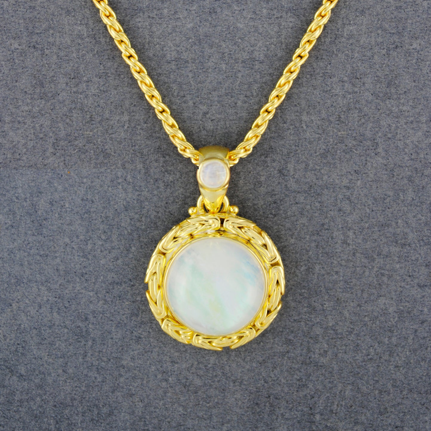 Lili Gold Necklace