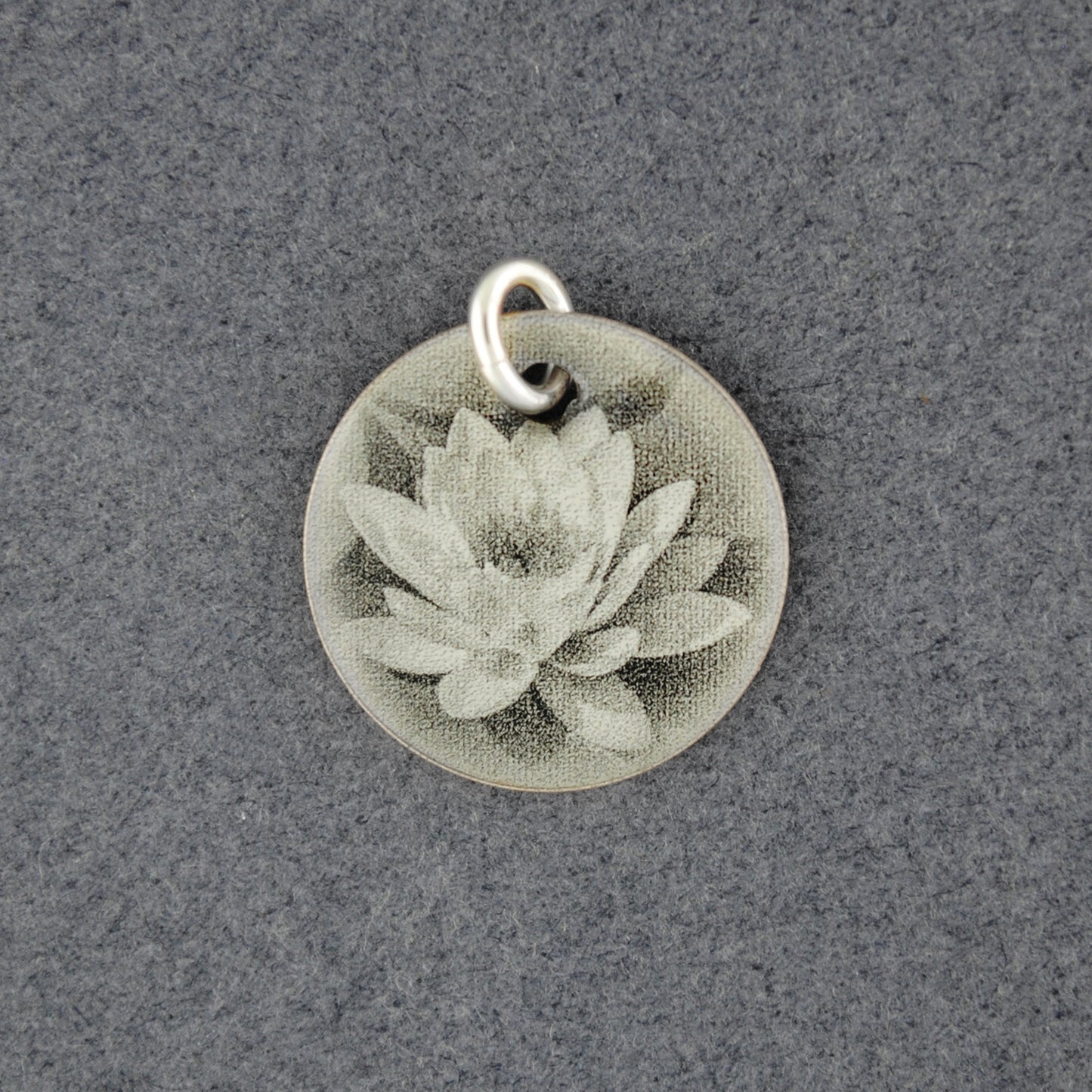 Sterling Silver Waterlily Flat Picture Pendant